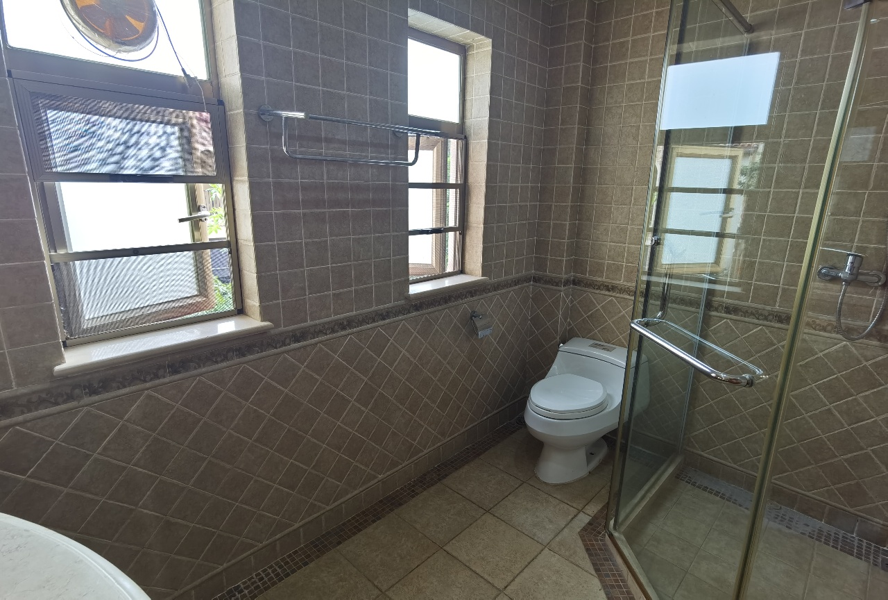 卫生间2