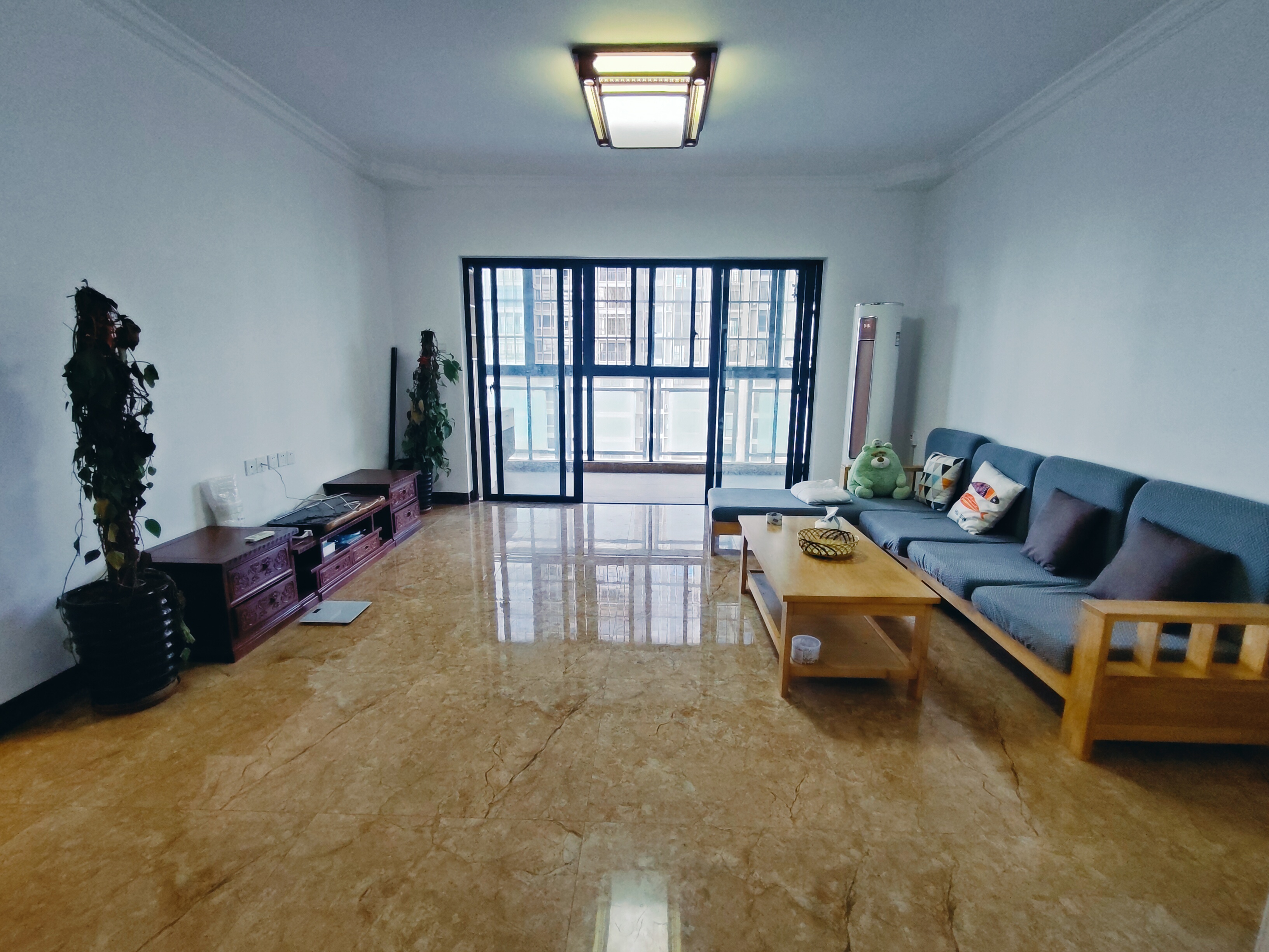 白水塘路 丘海警苑小区 拎包入住3房 中间楼层