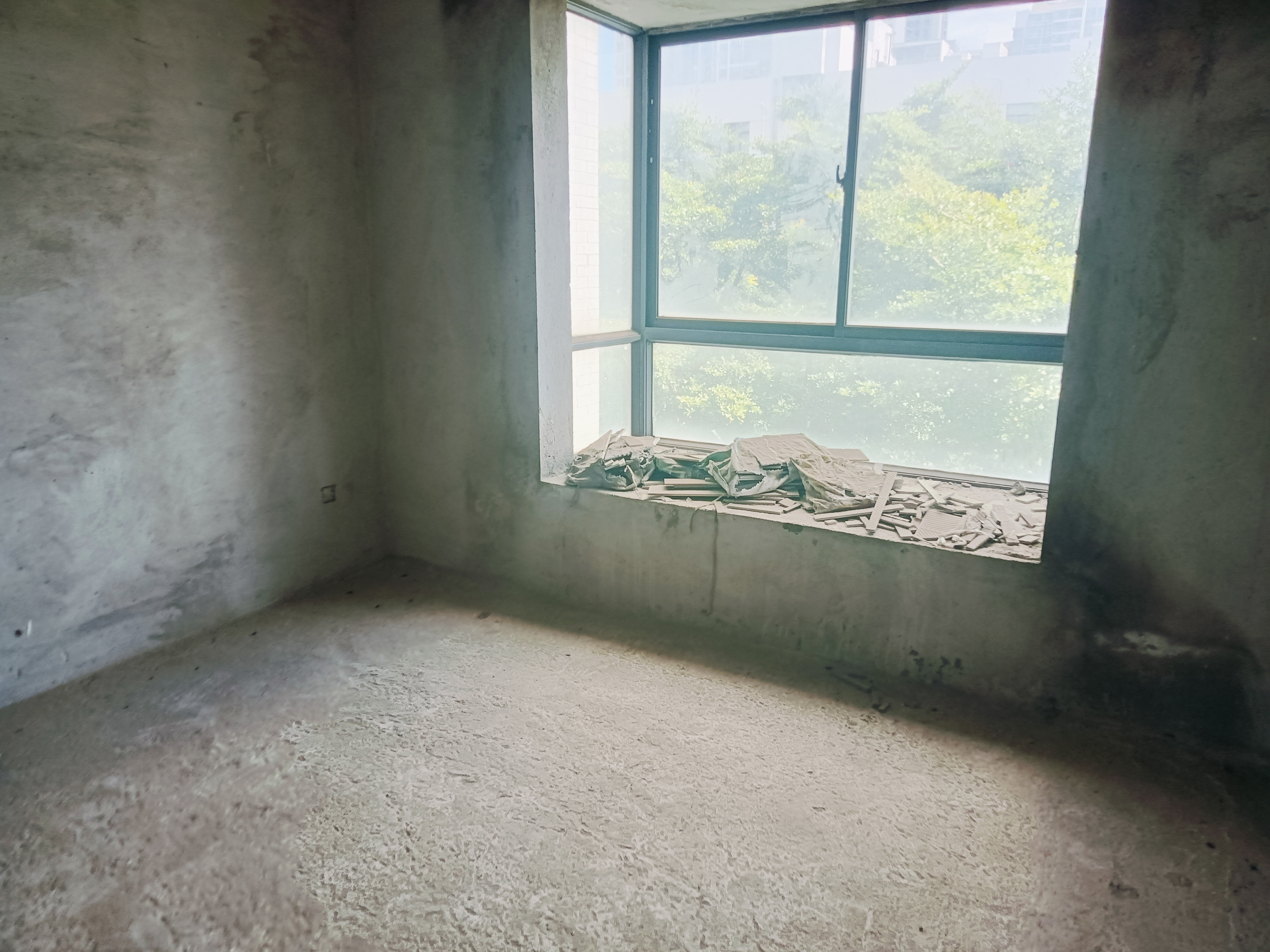 次卧1