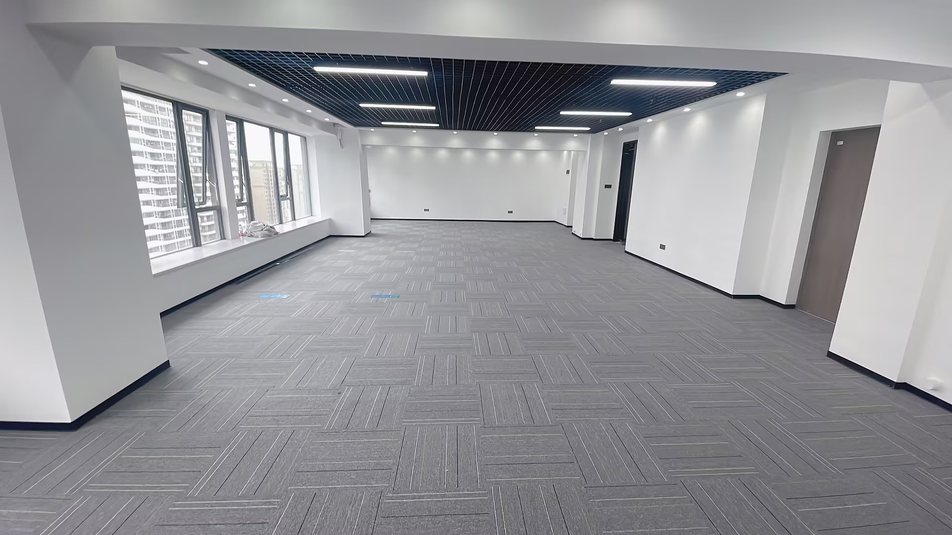新海岸 写字楼 环境好 办公方便