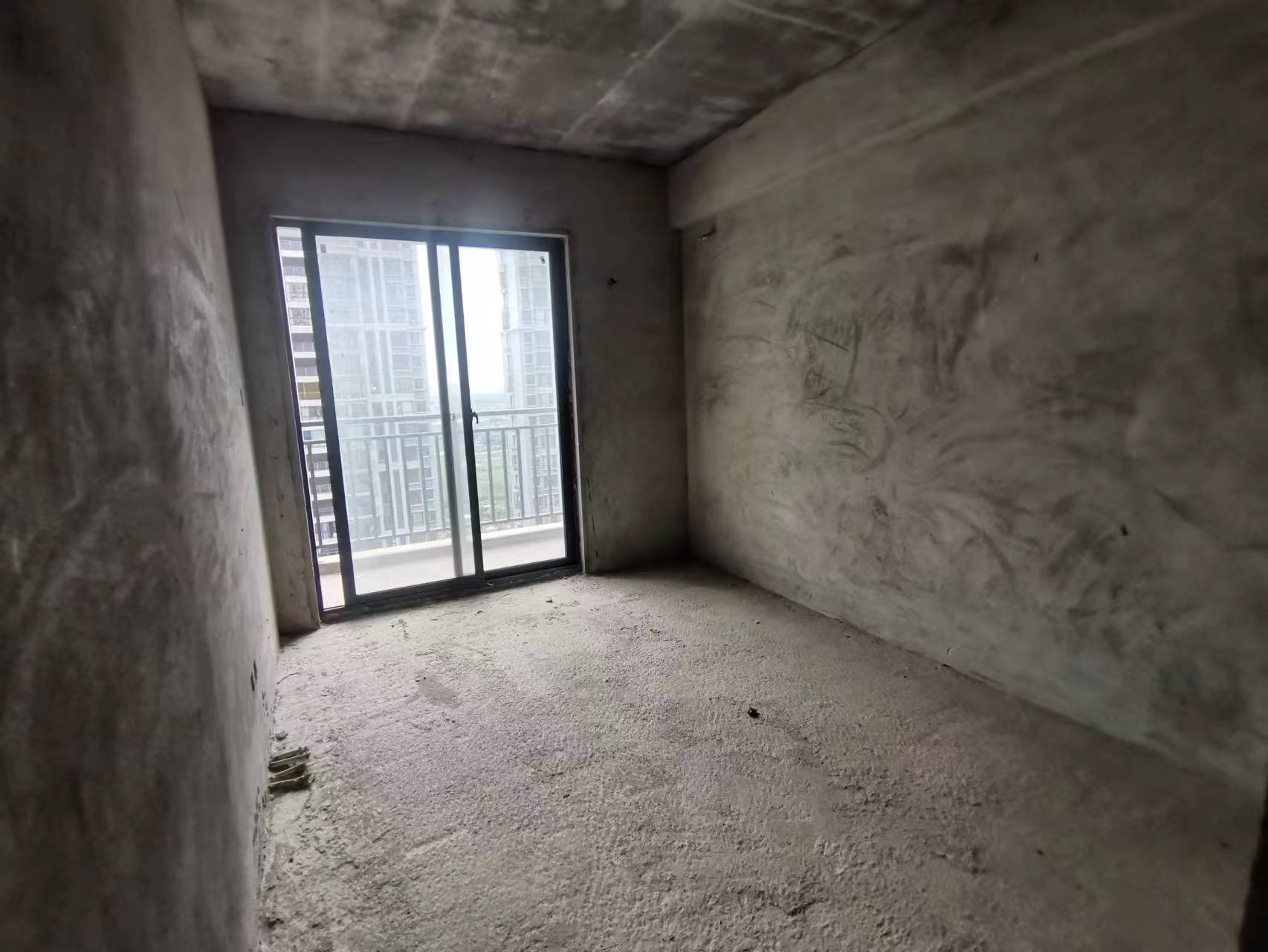 次卧1