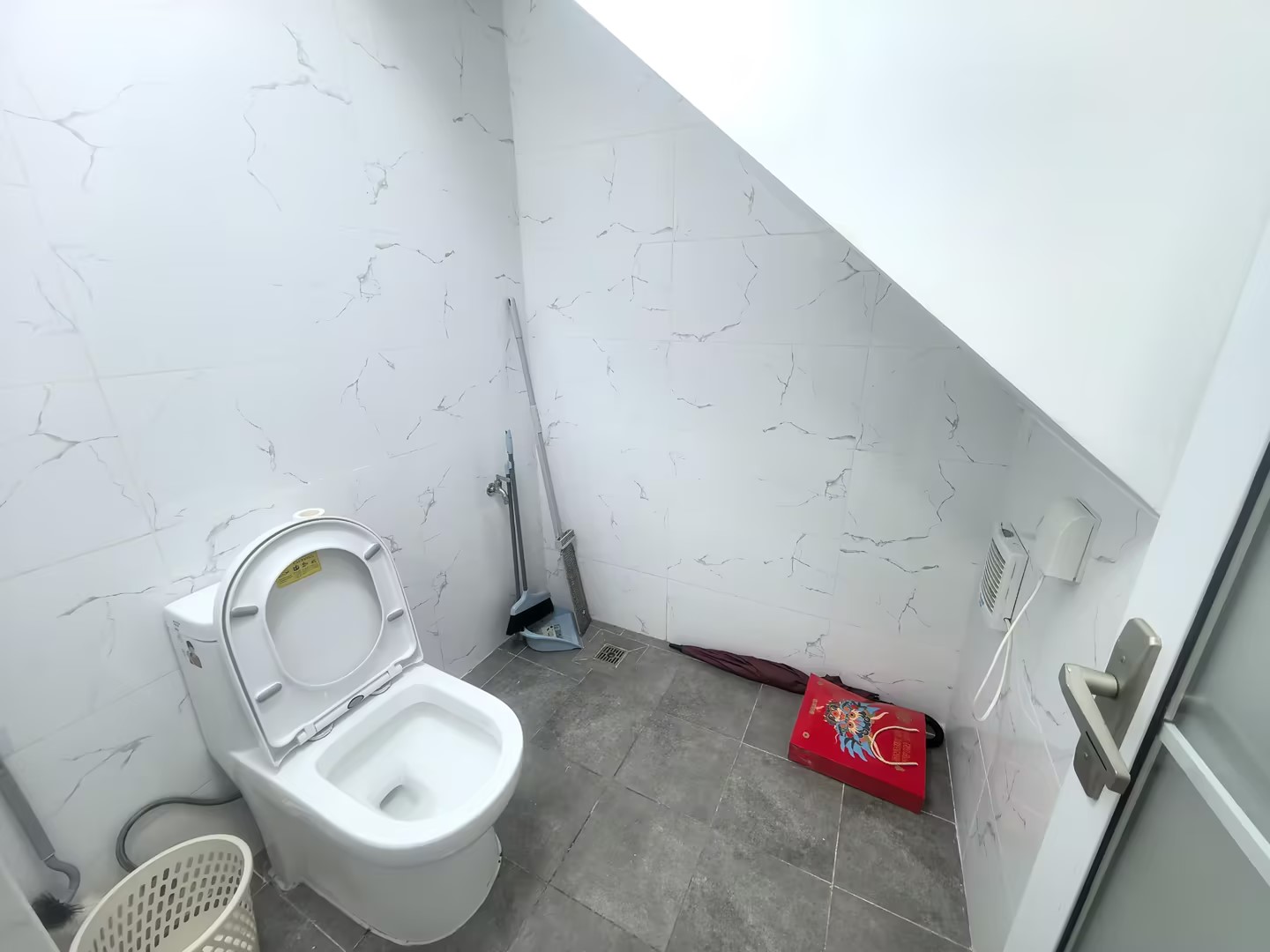 卫生间1