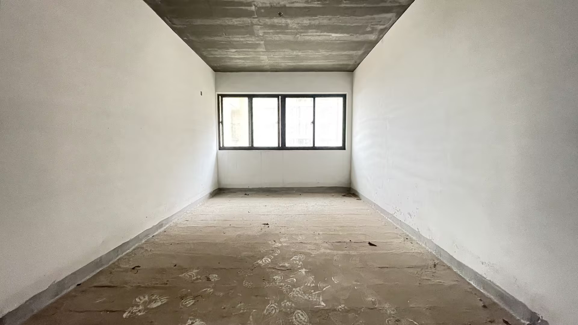 次卧1