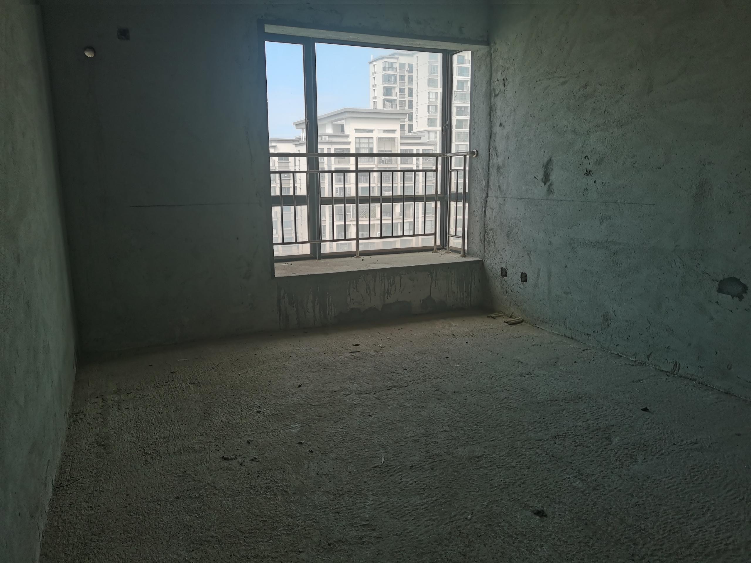 次卧1