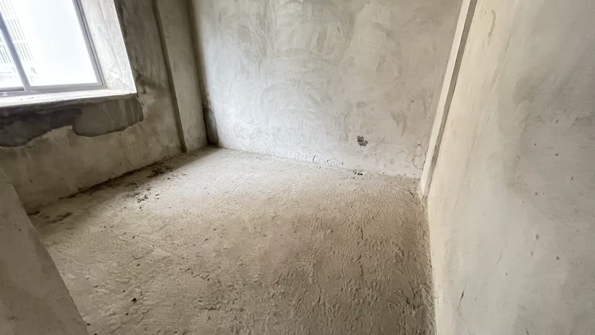次卧