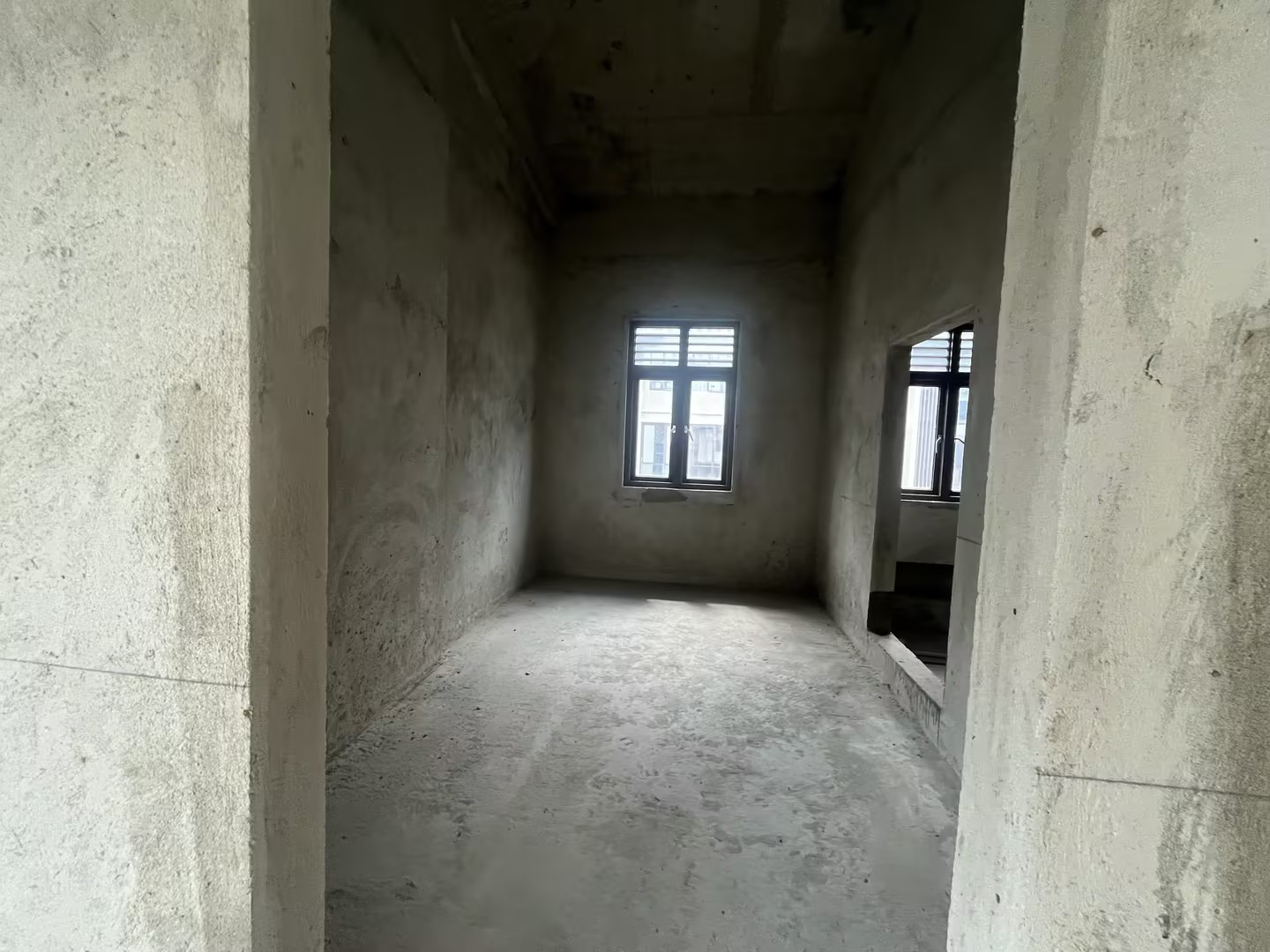 次卧5