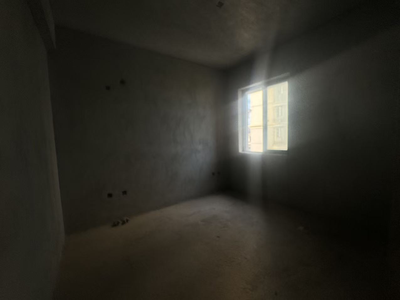 次卧1