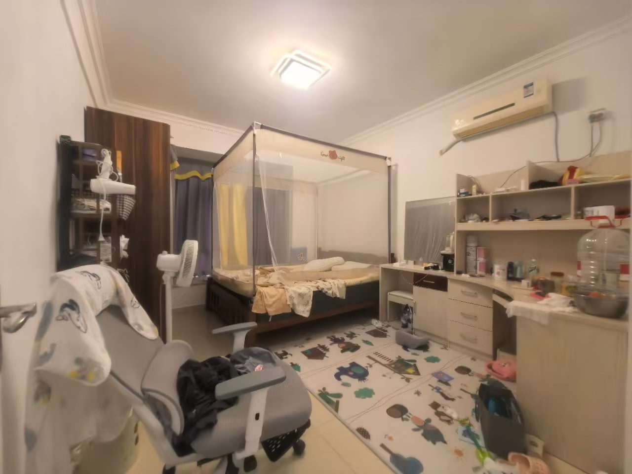 次卧1
