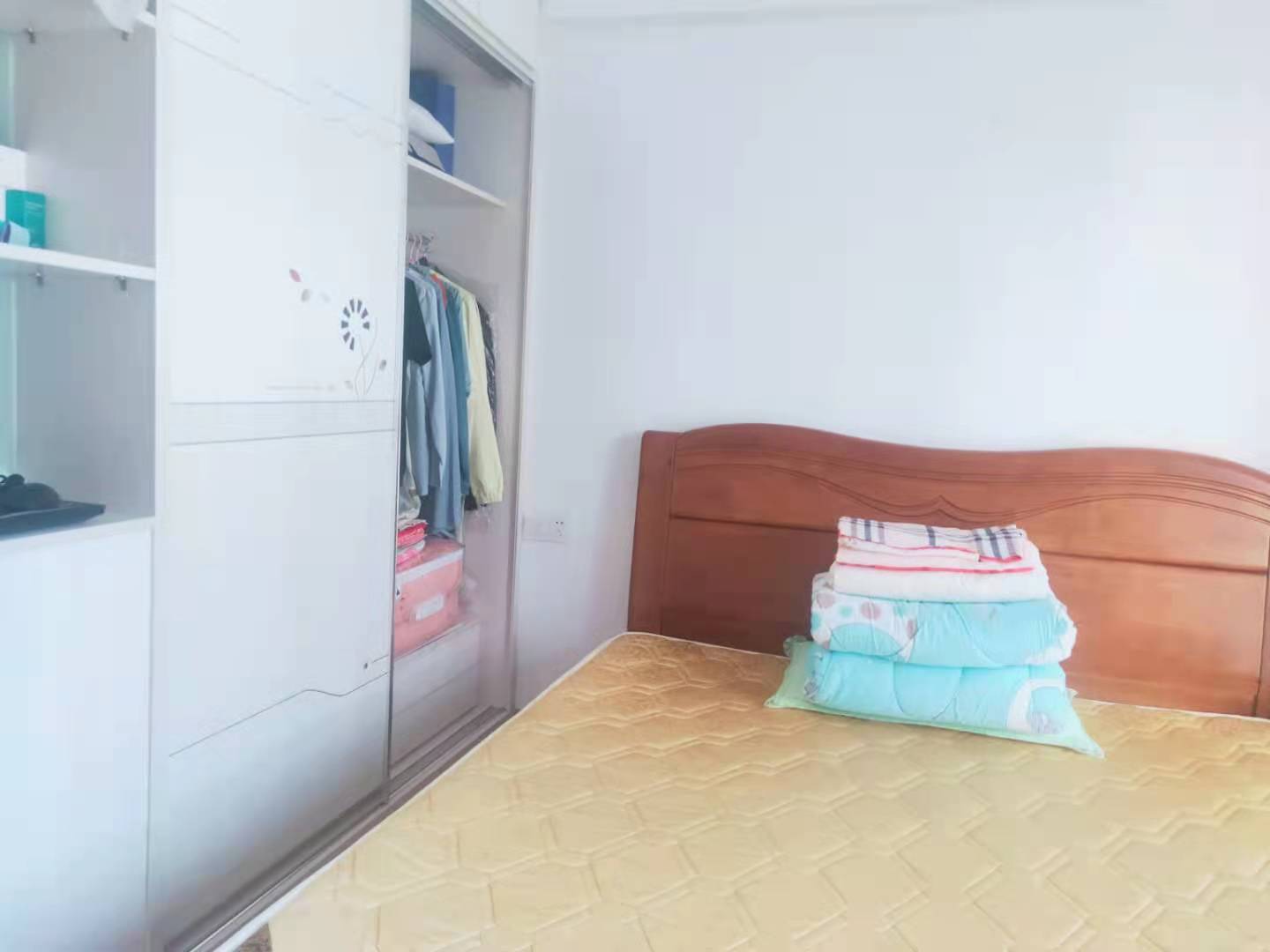 主卧