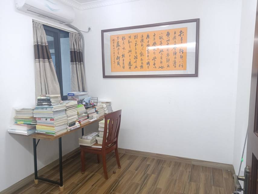 次卧