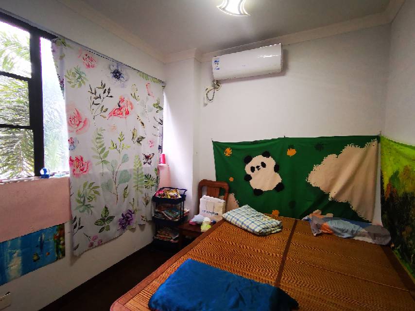 次卧