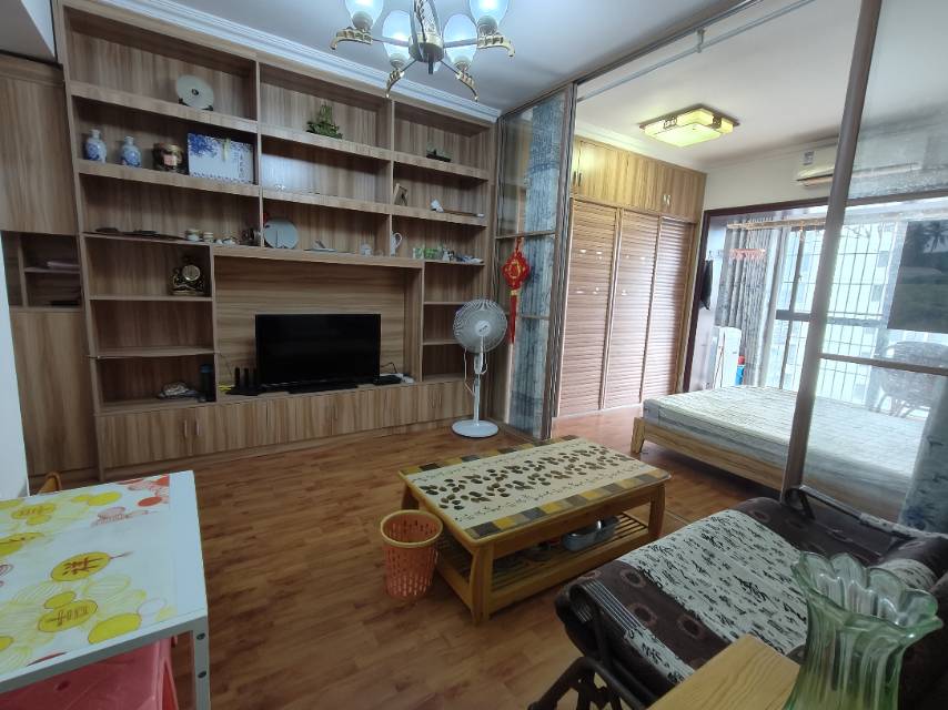 府城 中山南 滨河华庭次新小区 精装一房即买即住