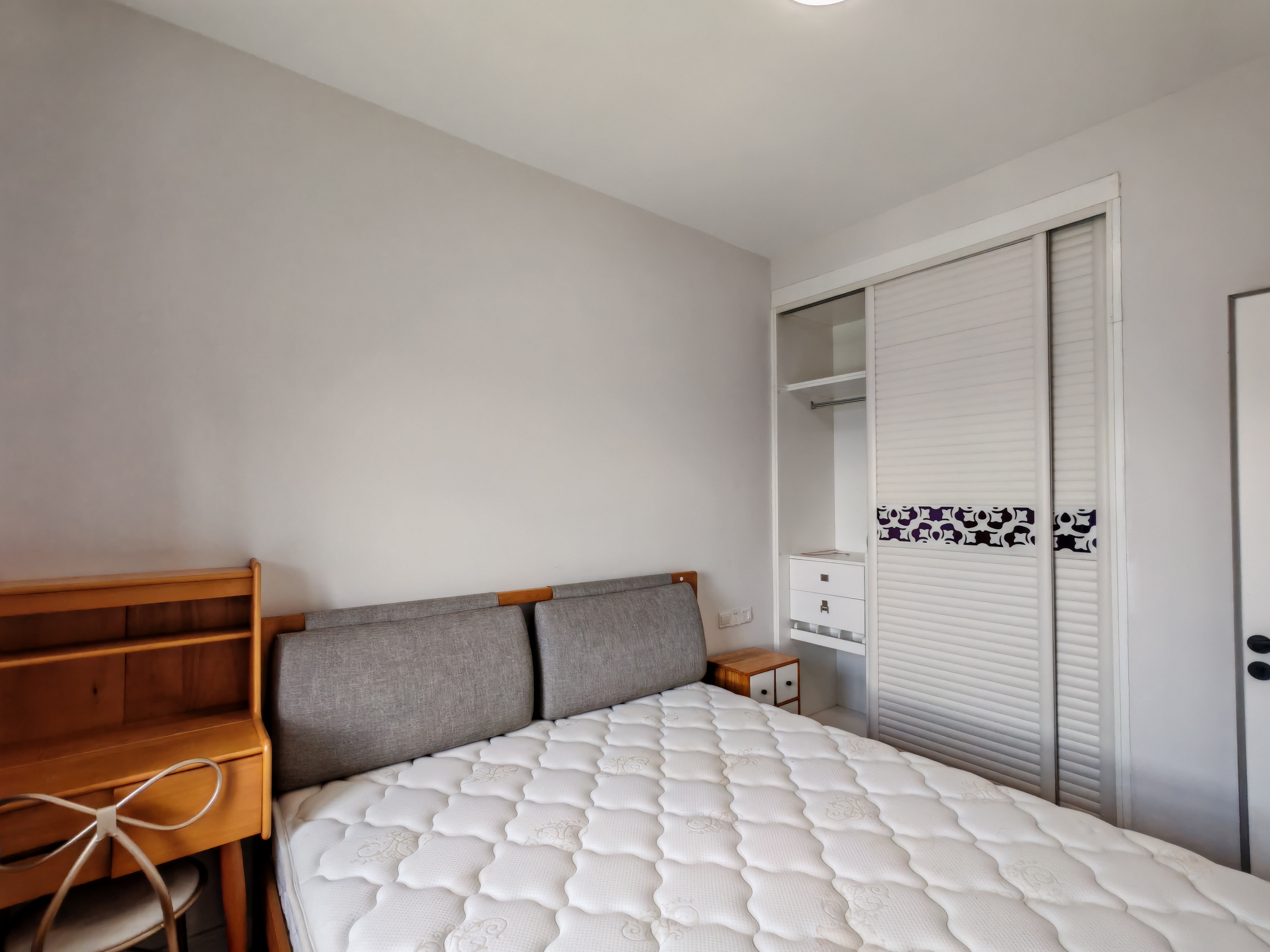 主卧