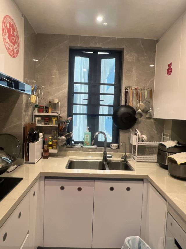 厨房