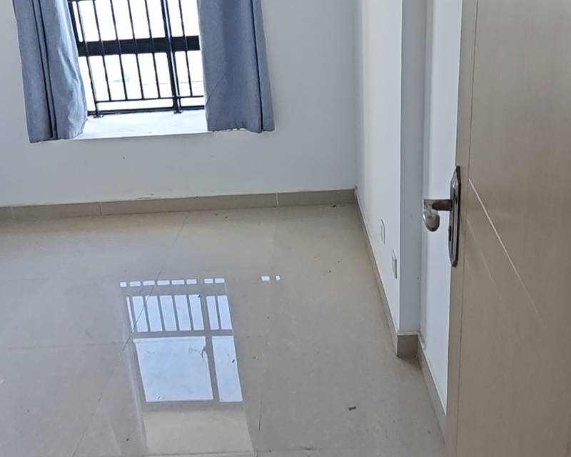 次卧