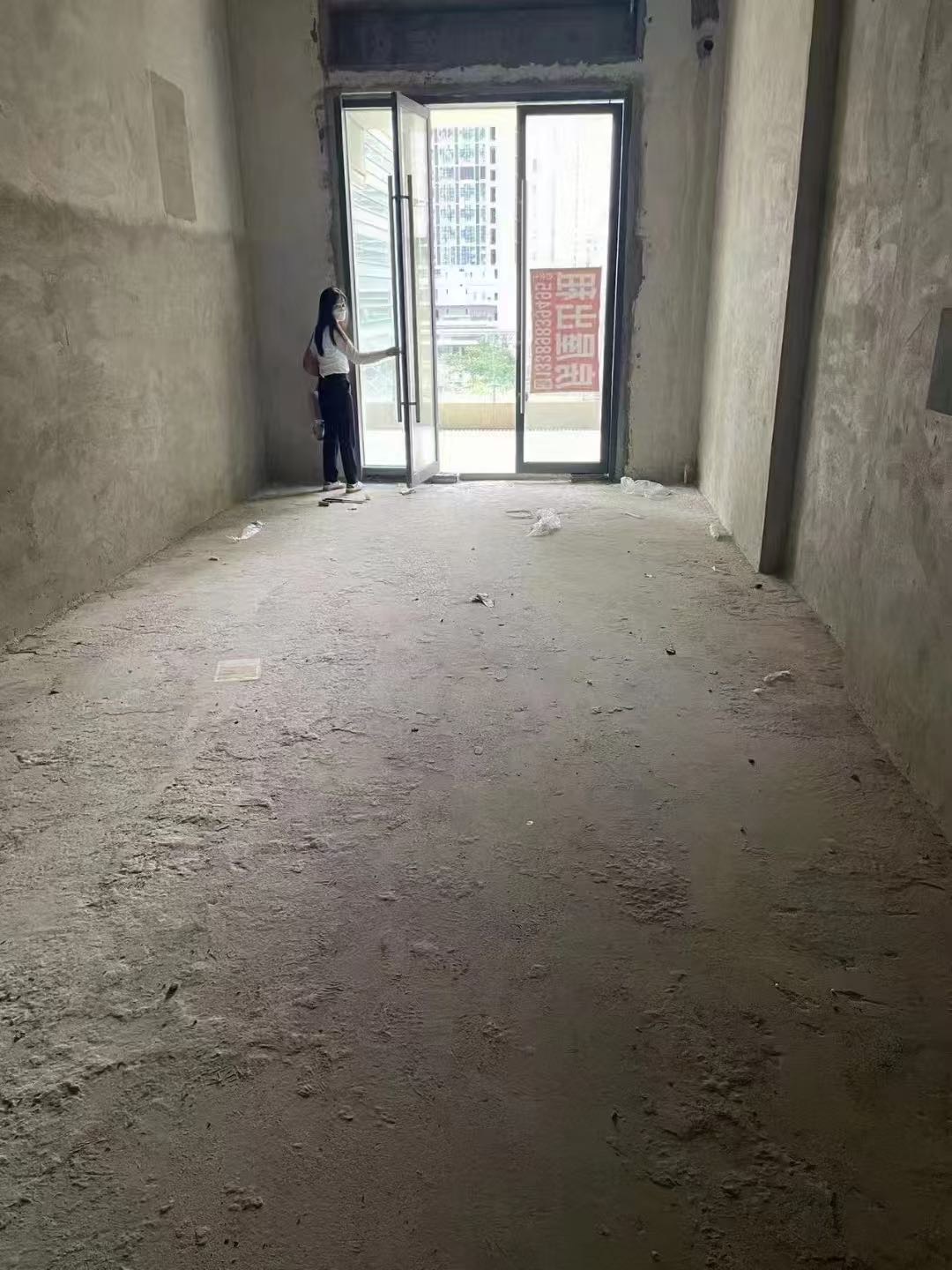次卧