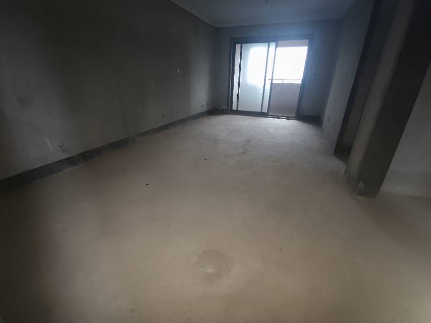 绿地海森林 3房2卫 148W 预约看房