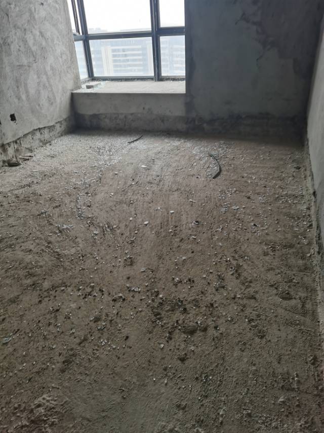 五源河公寓D区 毛坯3房出售