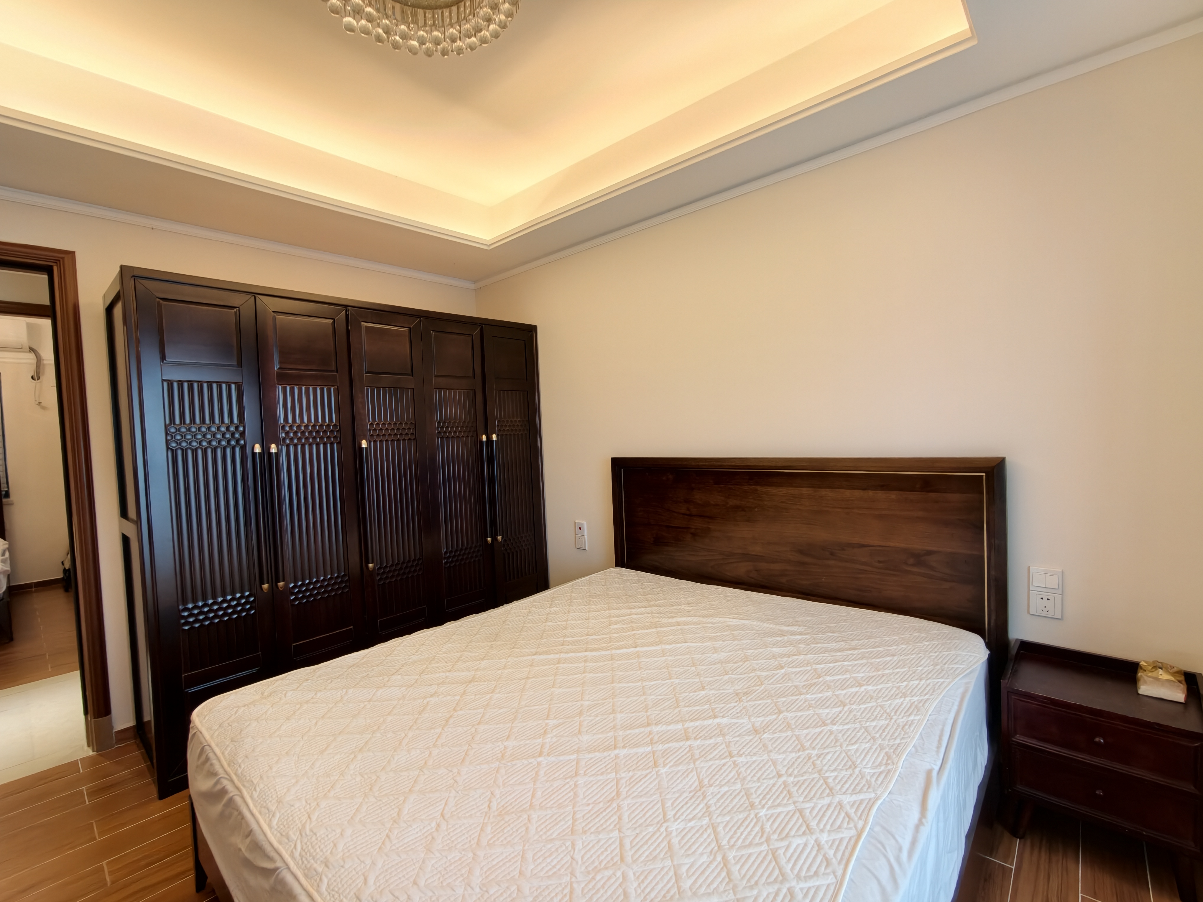 主卧