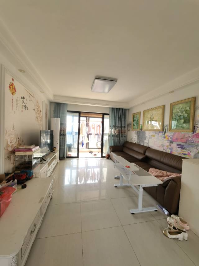 中海锦城业主出售 精装3房2卫 南北通透