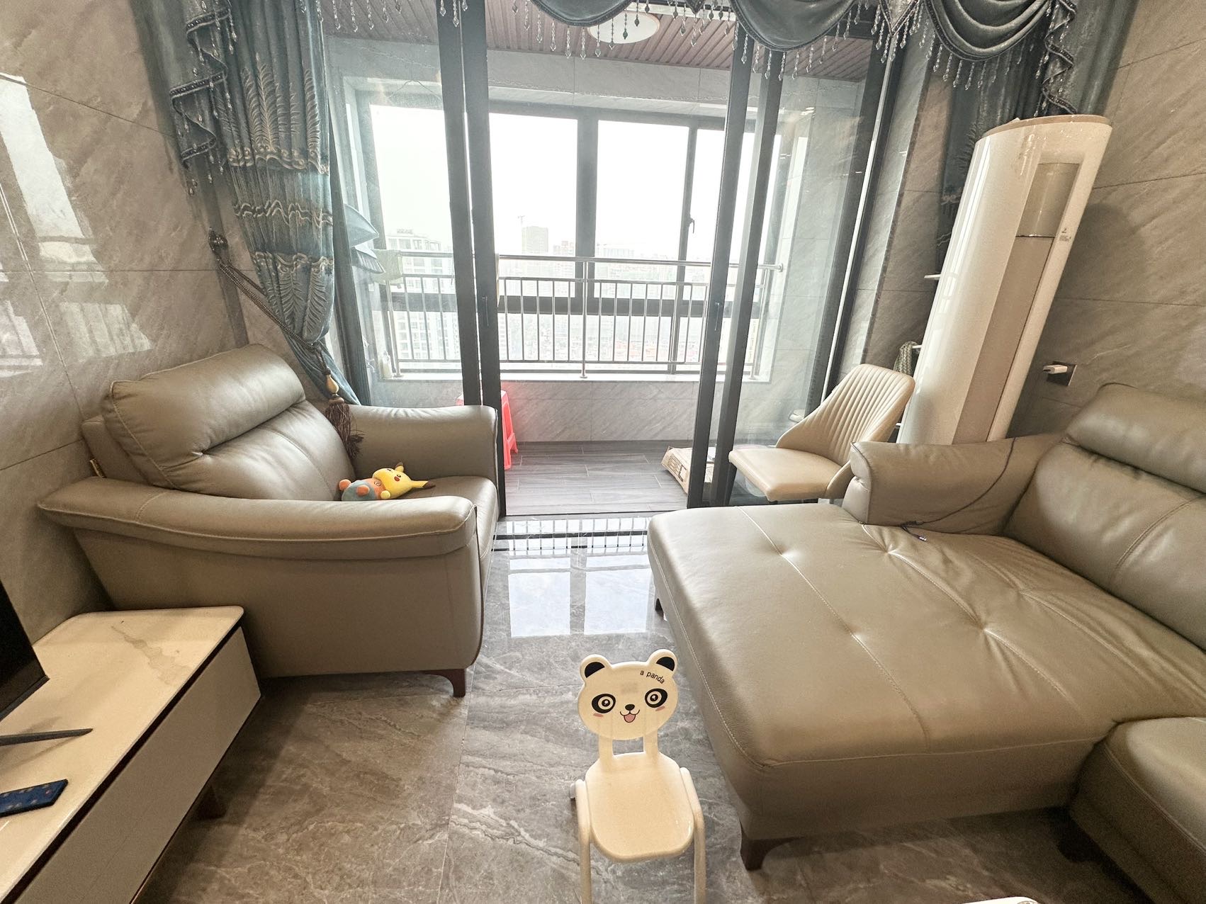 客厅