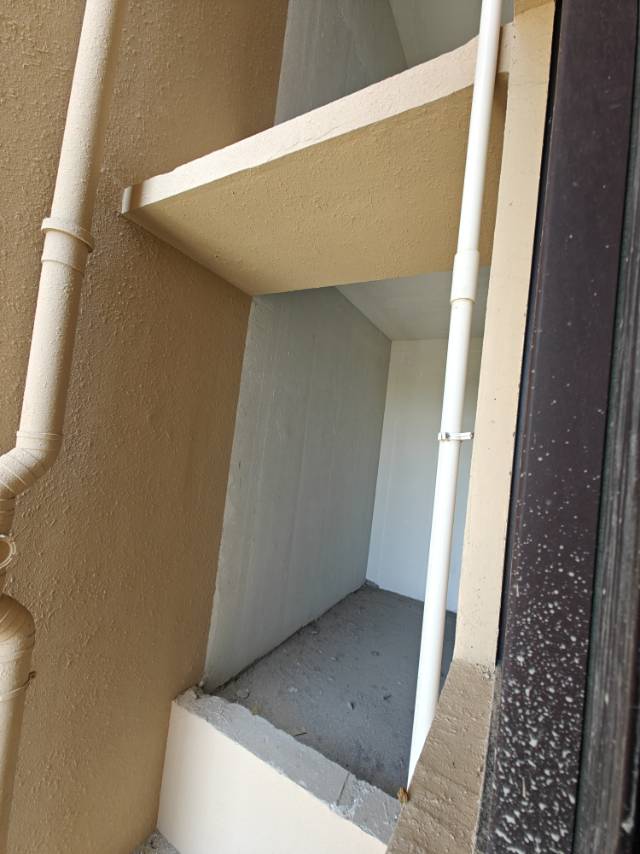 次卧
