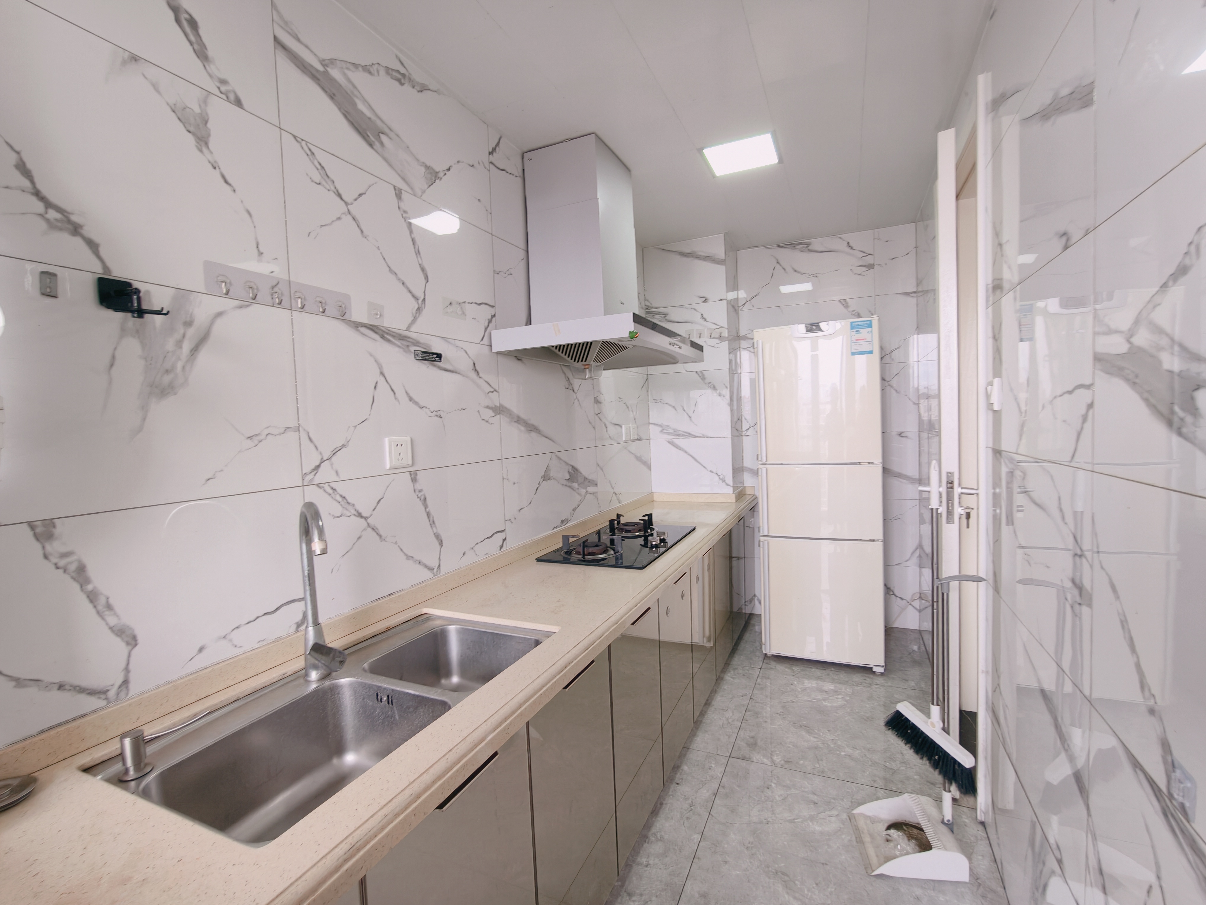 厨房