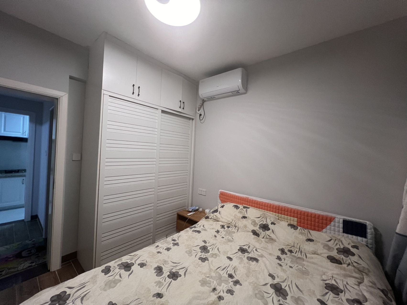主卧