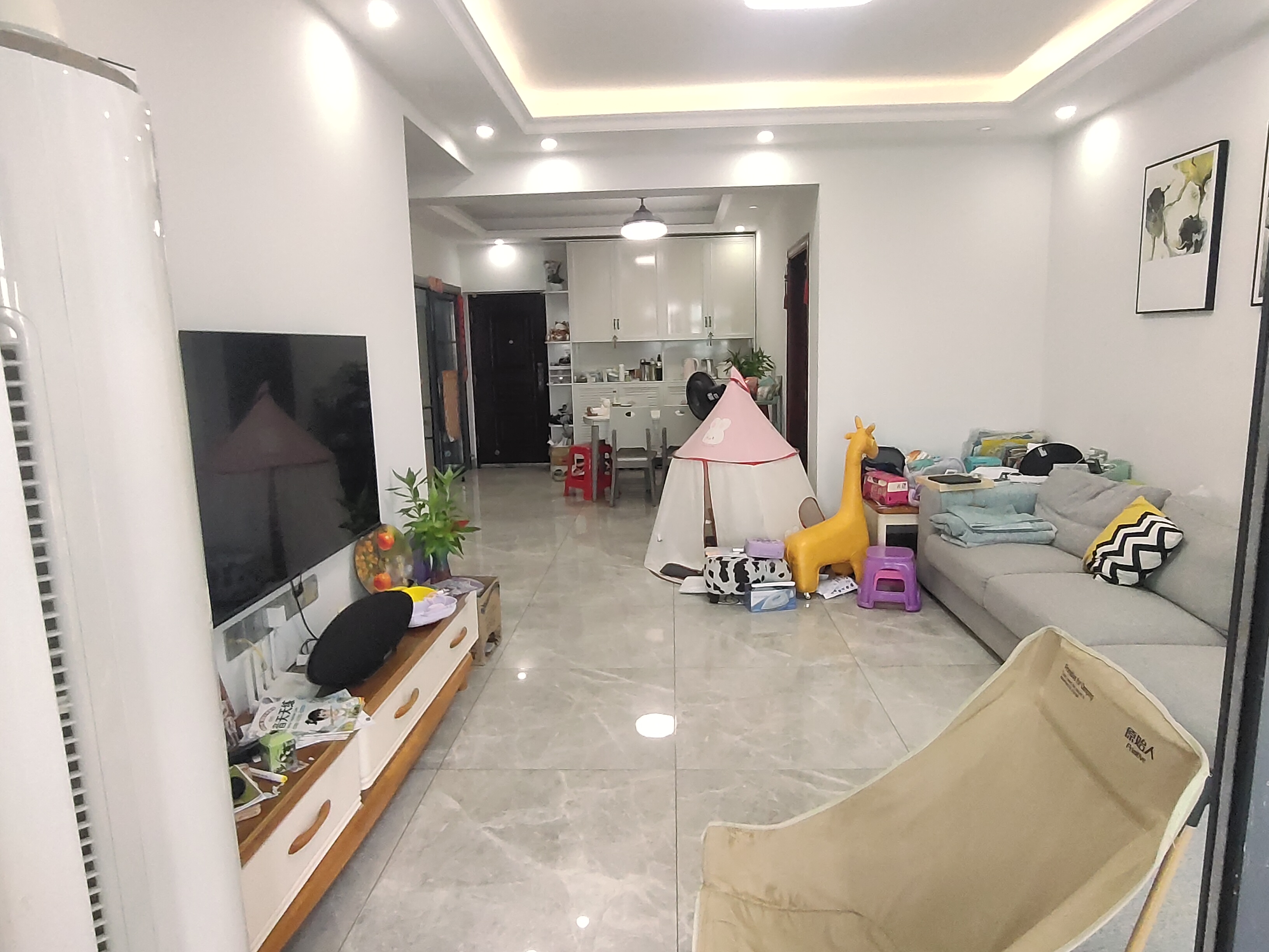 客厅