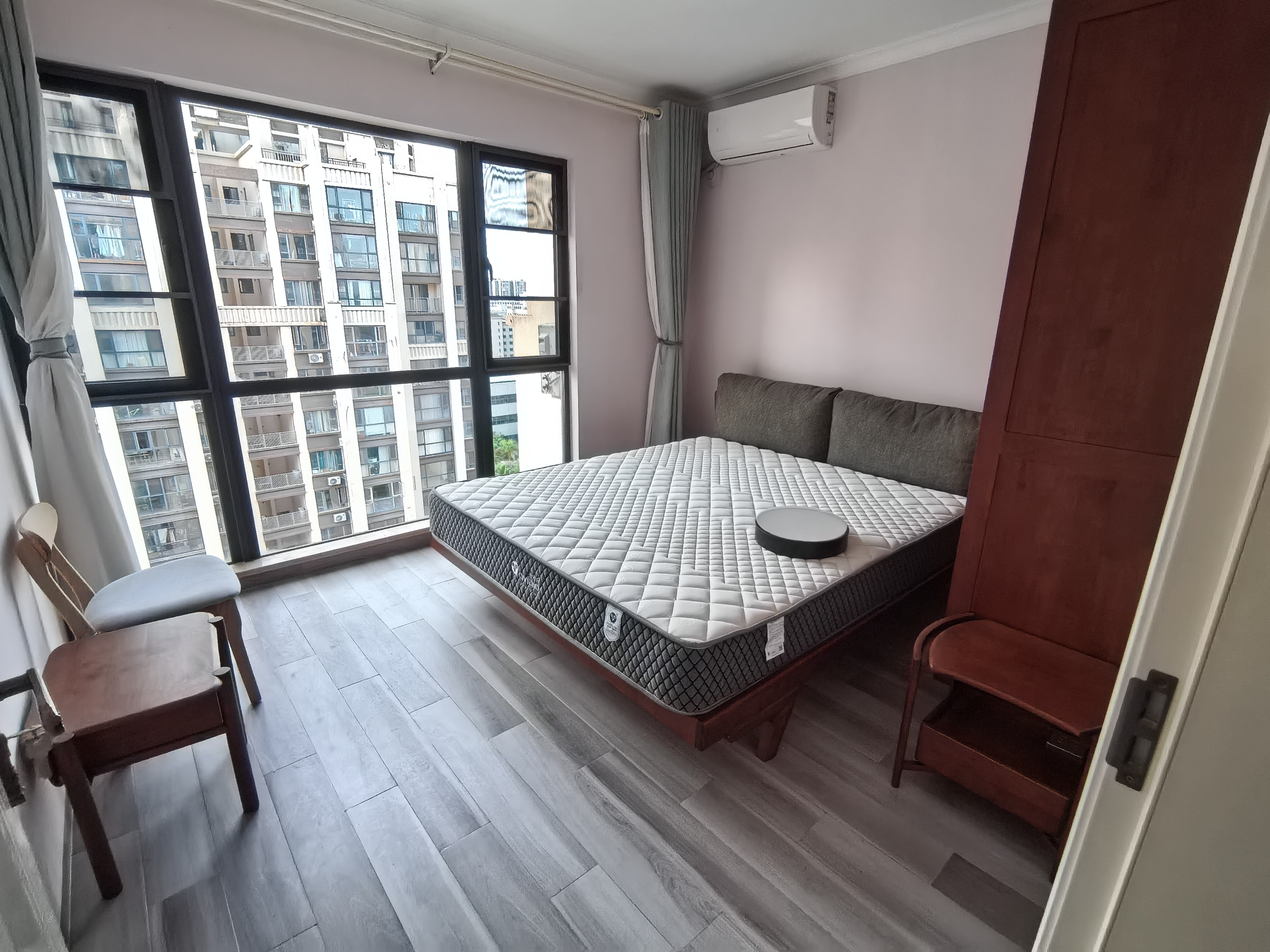 主卧