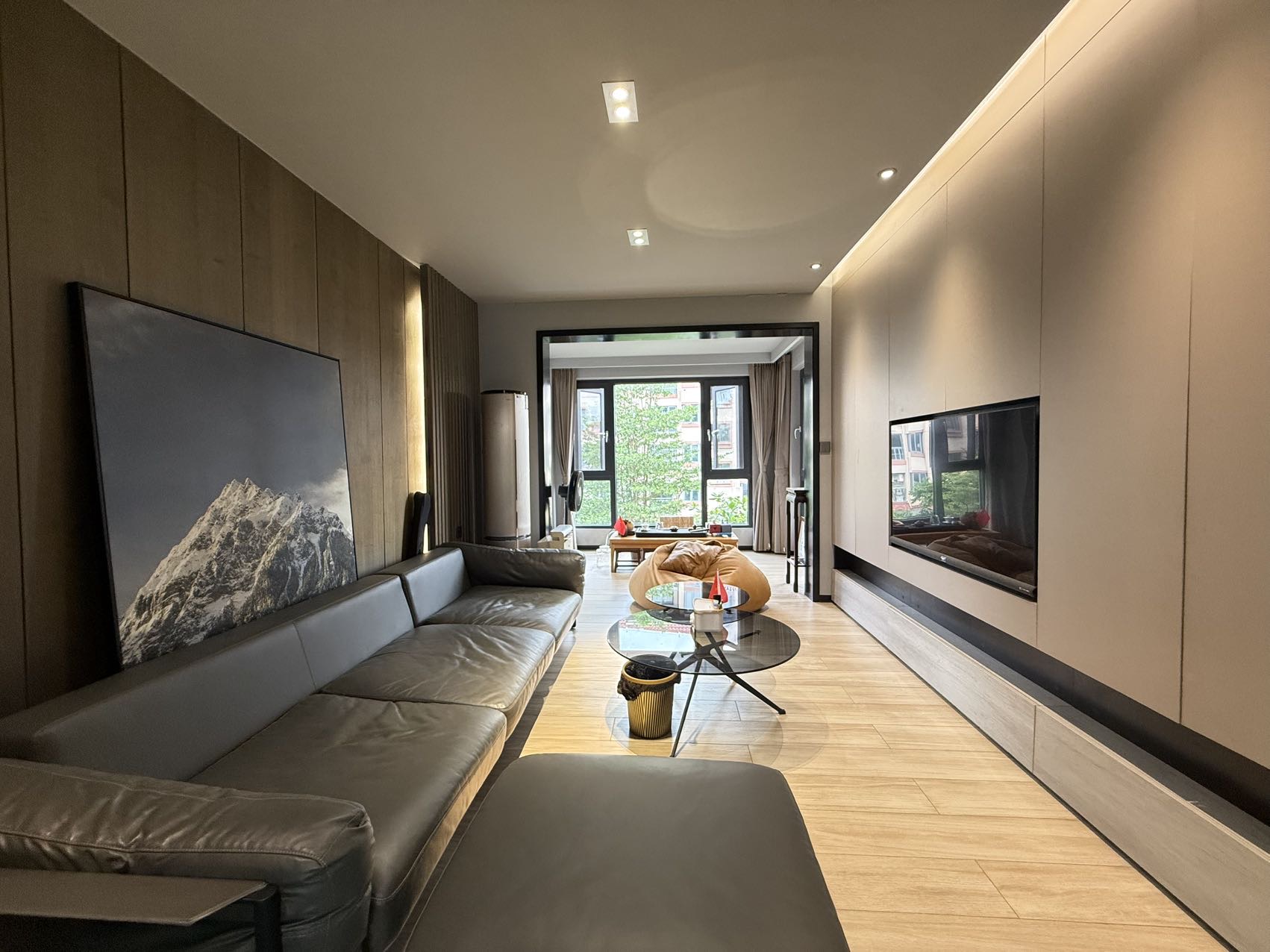 电梯洋房！和风兰庭近50万的装修！海鲜大世界旁一梯两户